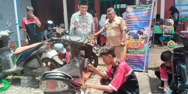 Berkah Ramadan: Siswa SMK Ambarawa Beri Servis & Oli Gratis Jelang Lebaran